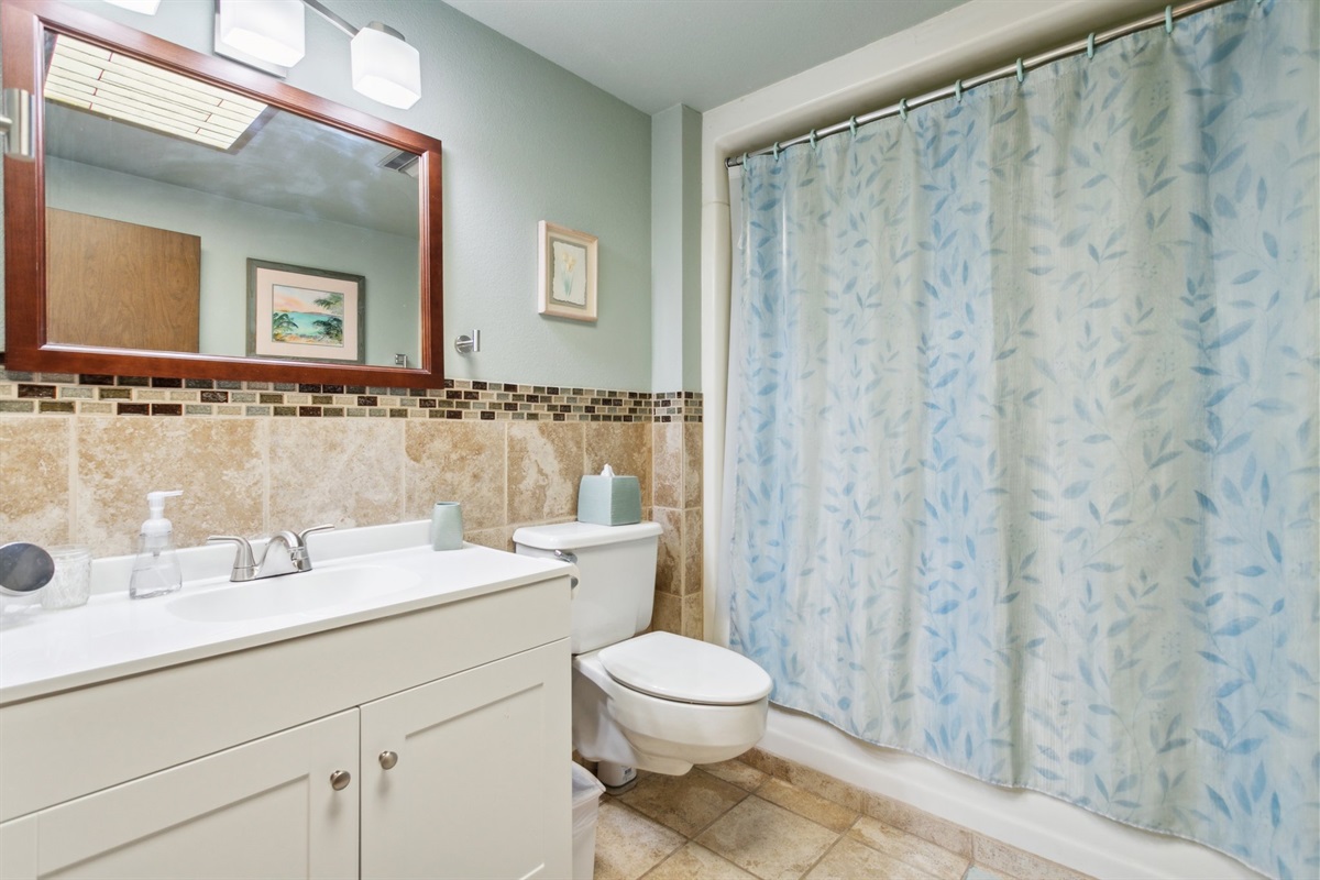 55+ Comfort & Quiet | 2BR Peaceful Home — Comfort & Quiet | 2BR Home in 55+ Neighborhood, Sun City West, Arizona — photo 32