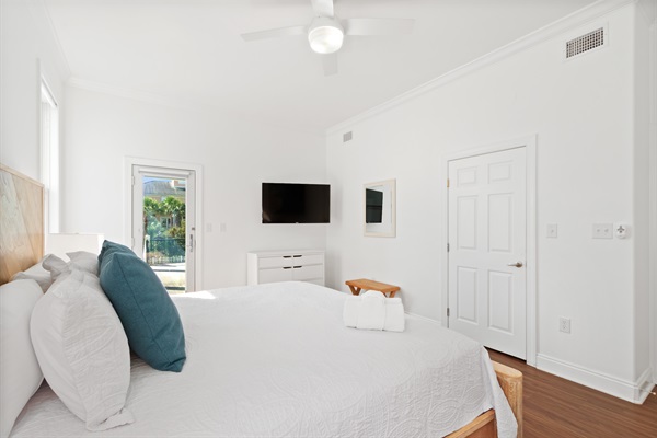 Master Bedroom has access to balcony!