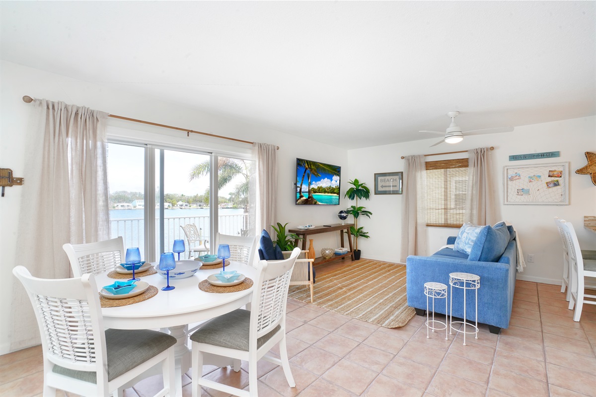 Bay View Retreat Unit 4 overlooks the water