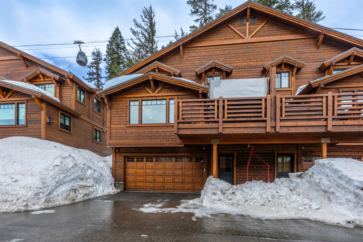 Apogee Mammoth at Mountainside #7—one of the closest private residences to Canyon Lodge under the gondola floating overhead.