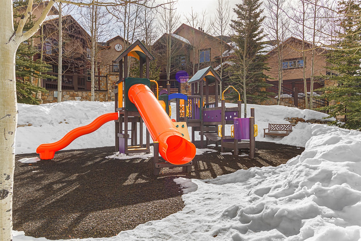 Outdoor children's play gym