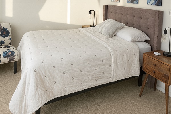 Reading Chair with comfortable Queen Size Bed