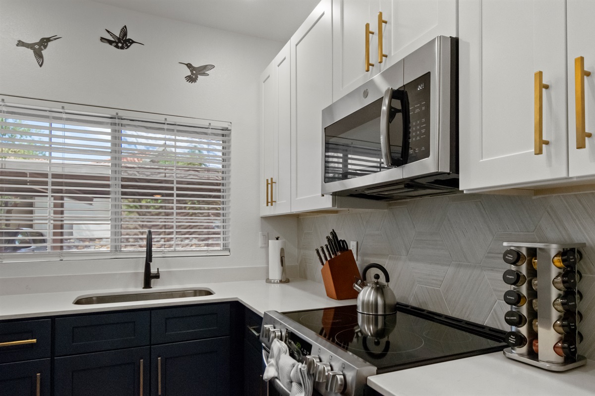 Convenient kitchen space for preparing meals anytime