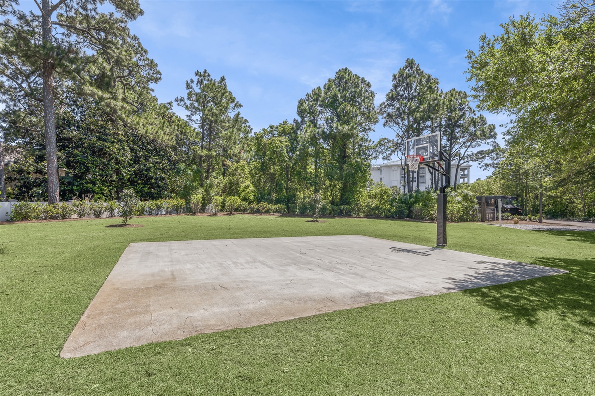 Take advantage of the on-site basketball court for some extra fun.