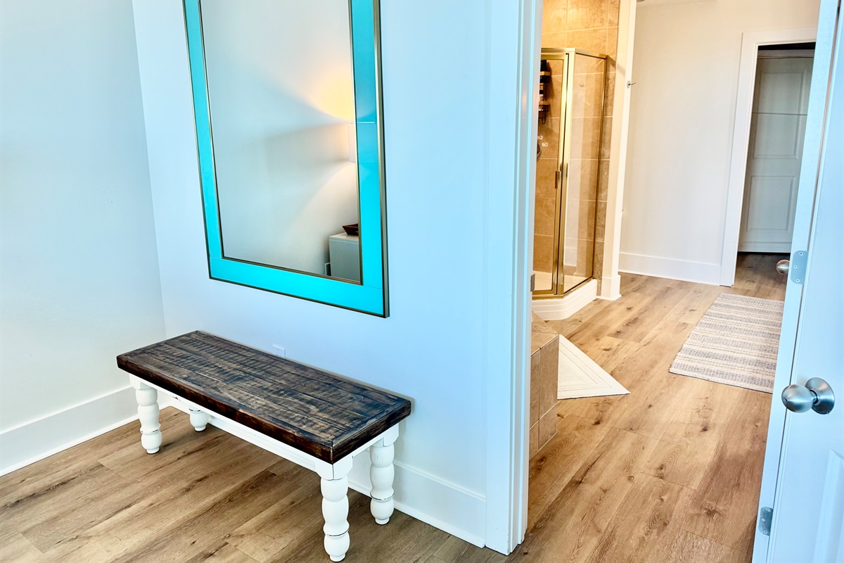 Here's the entrance to the master bathroom...