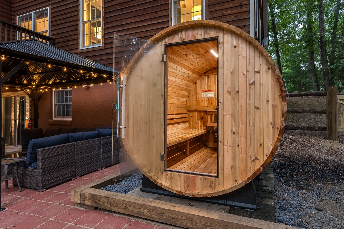 Step into pure relaxation—our private cedar barrel sauna is the perfect way to end your day in the mountains