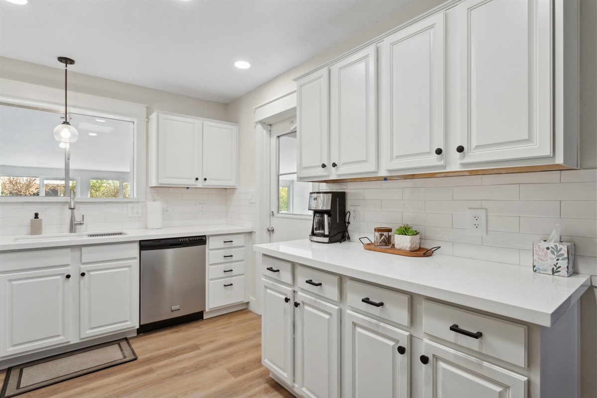 Bright & Modern 2BR/1BA – Sun City Escape — Bright & Modern 2BR/1BA – Sun City Escape, Sun City, Arizona — photo 12