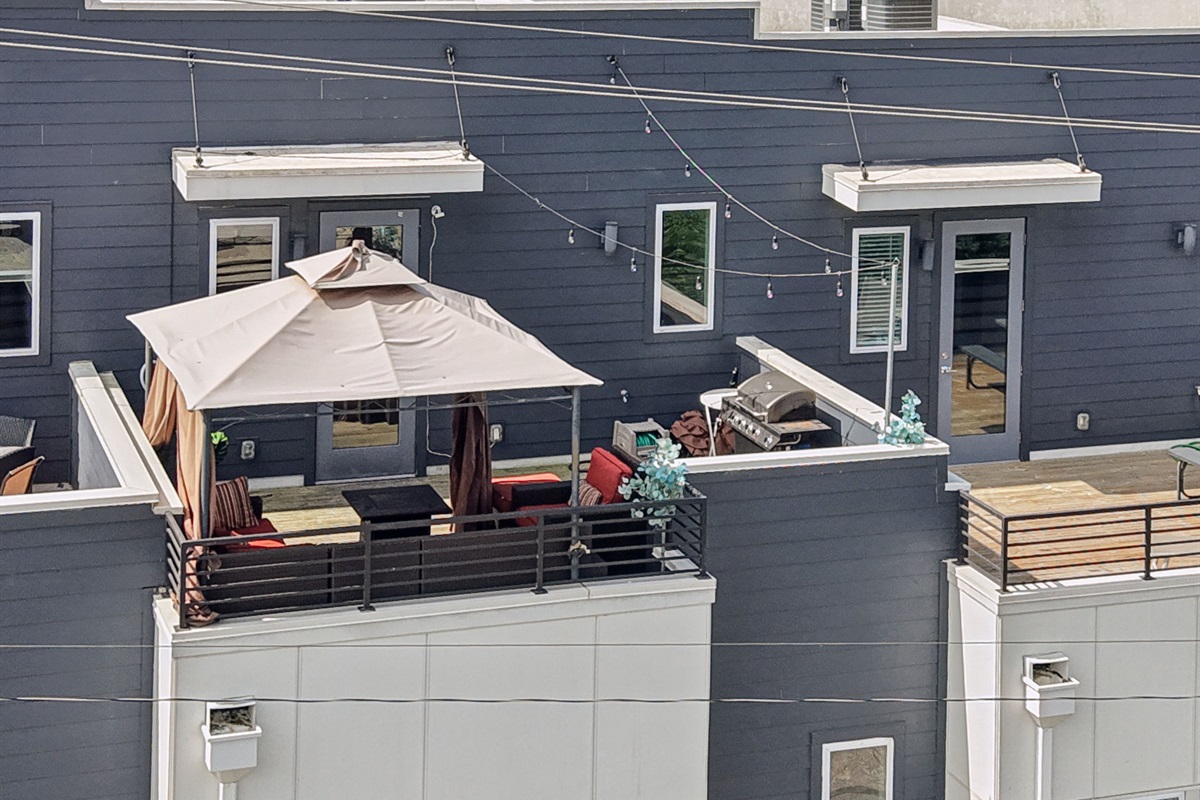 Rooftop Balcony