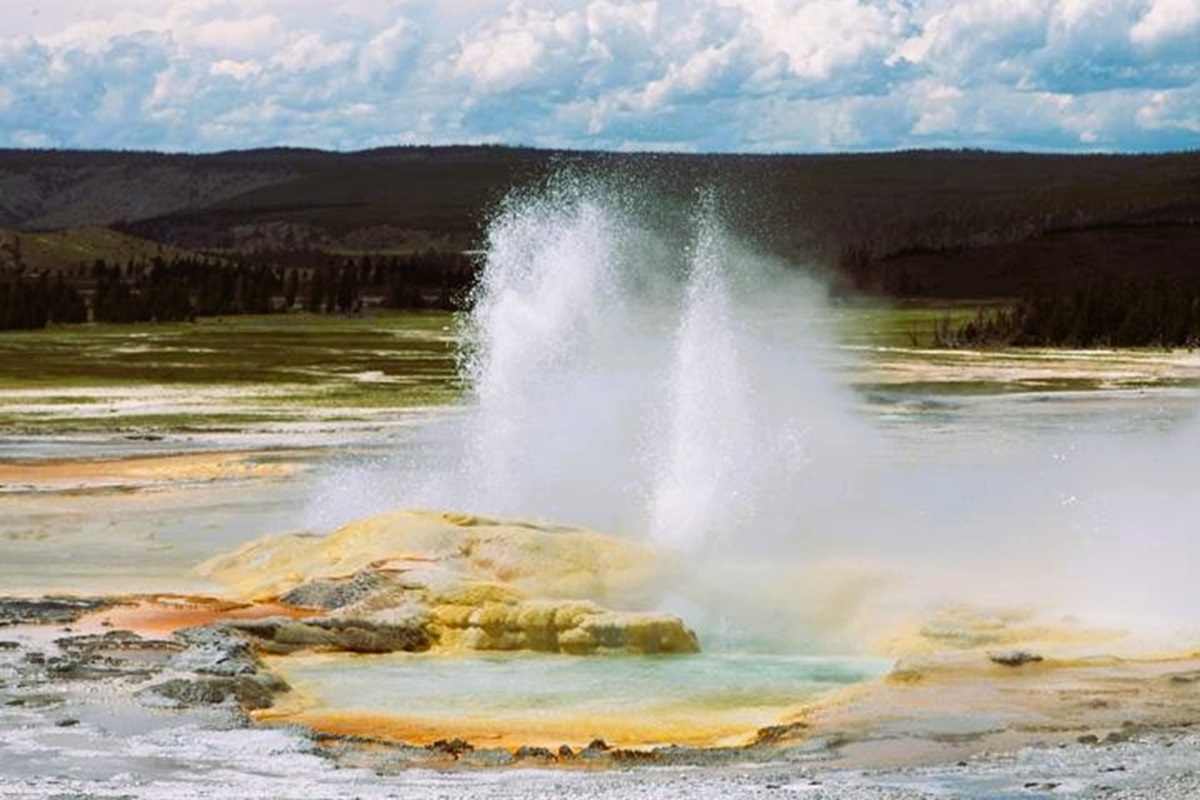 The Fountain Paint Pot is among Yellowstone's captivating thermal features, making it a unique and awe-inspiring destination.