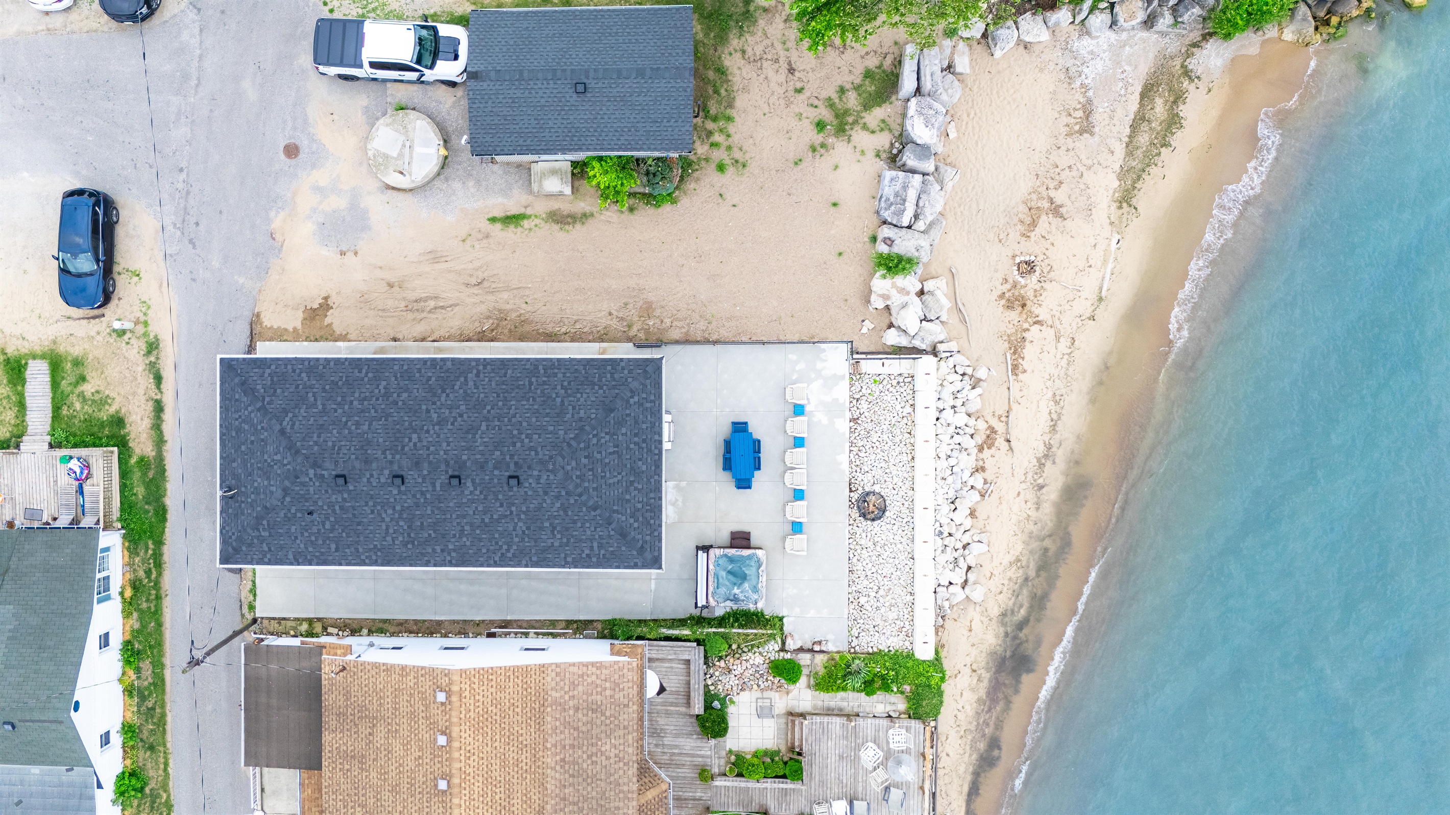 Aerial view of Hideaway on Cedar Island