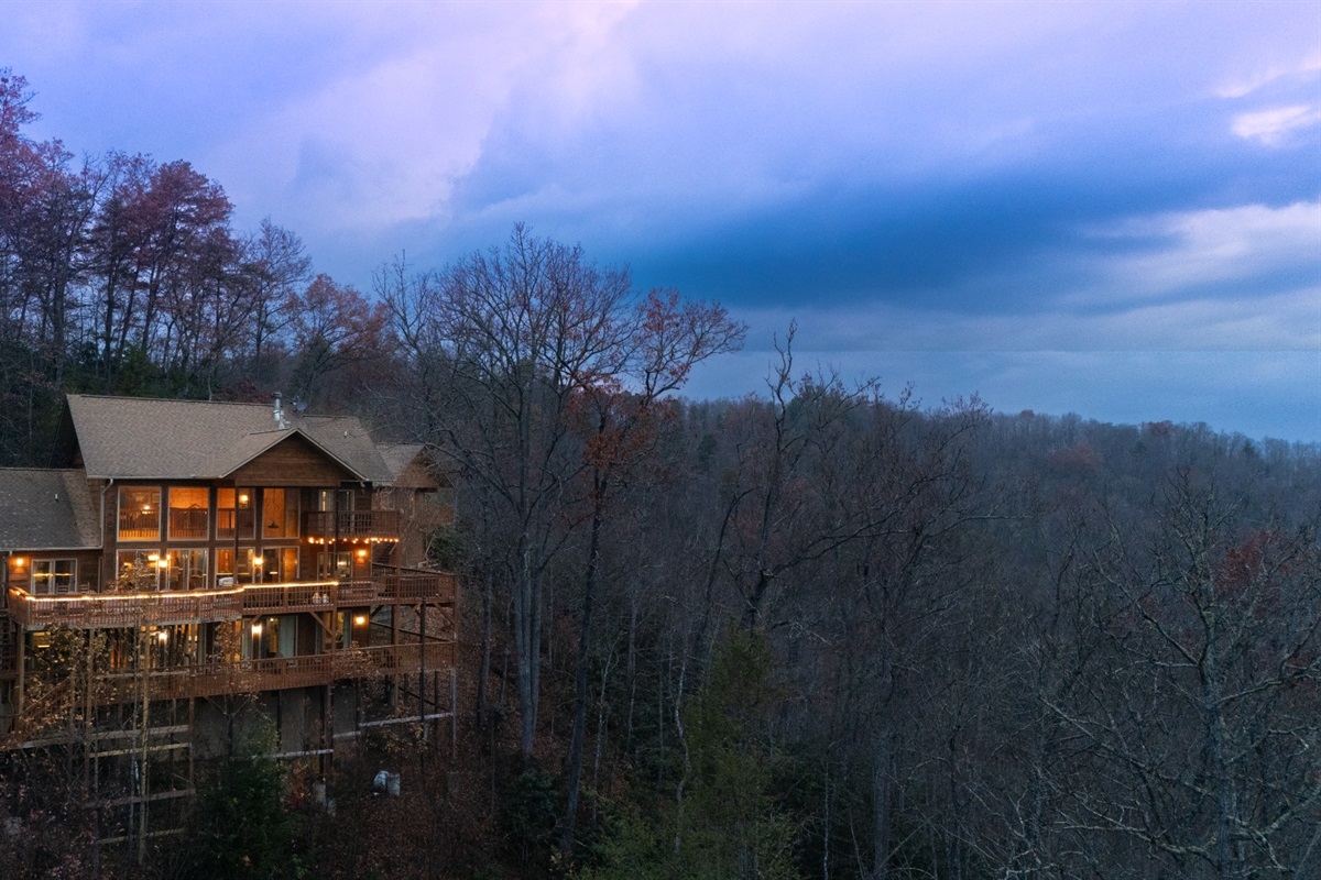 Even when the leaves have fallen, you'll still enjoy a completely private and secluded stay.