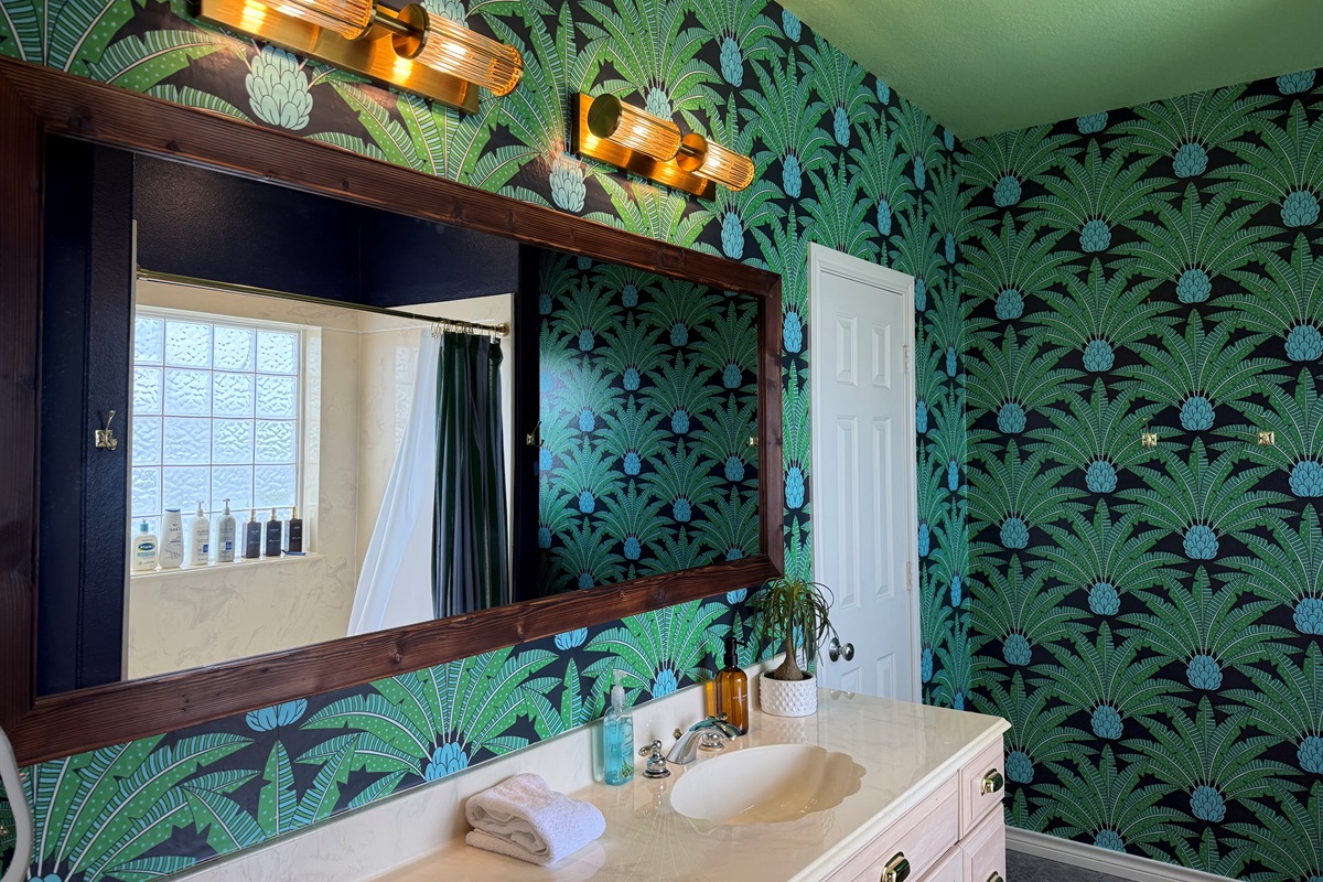 The Seafarer Primary Bathroom is complete with large vanity and shower tub combination. 