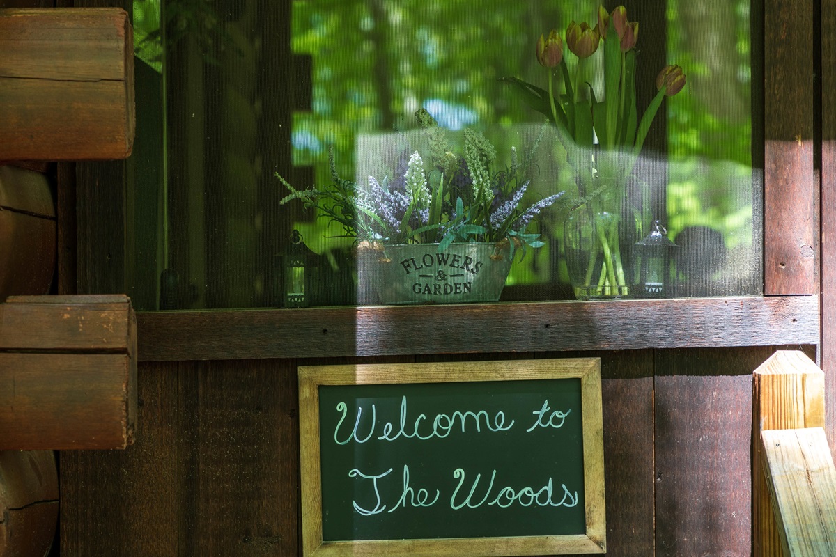 Welcome to the Woods Cabin!