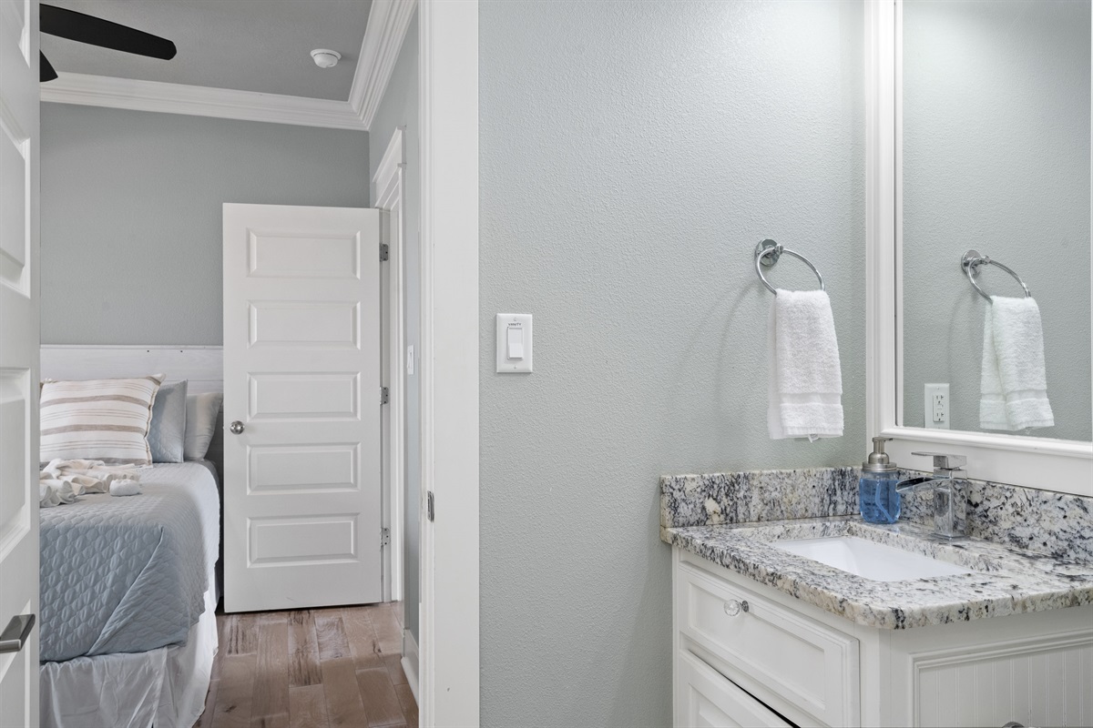 8a3af507e1db4585824d183987aa27a0 Large | Beachhouse | Texas | TX | Vacation Homes | Galveston | Crystal Beach | Kokomo | Breezy Days | Beachfront Elegance | Sunrise Serenity | Southern Sands Property Management, LLC