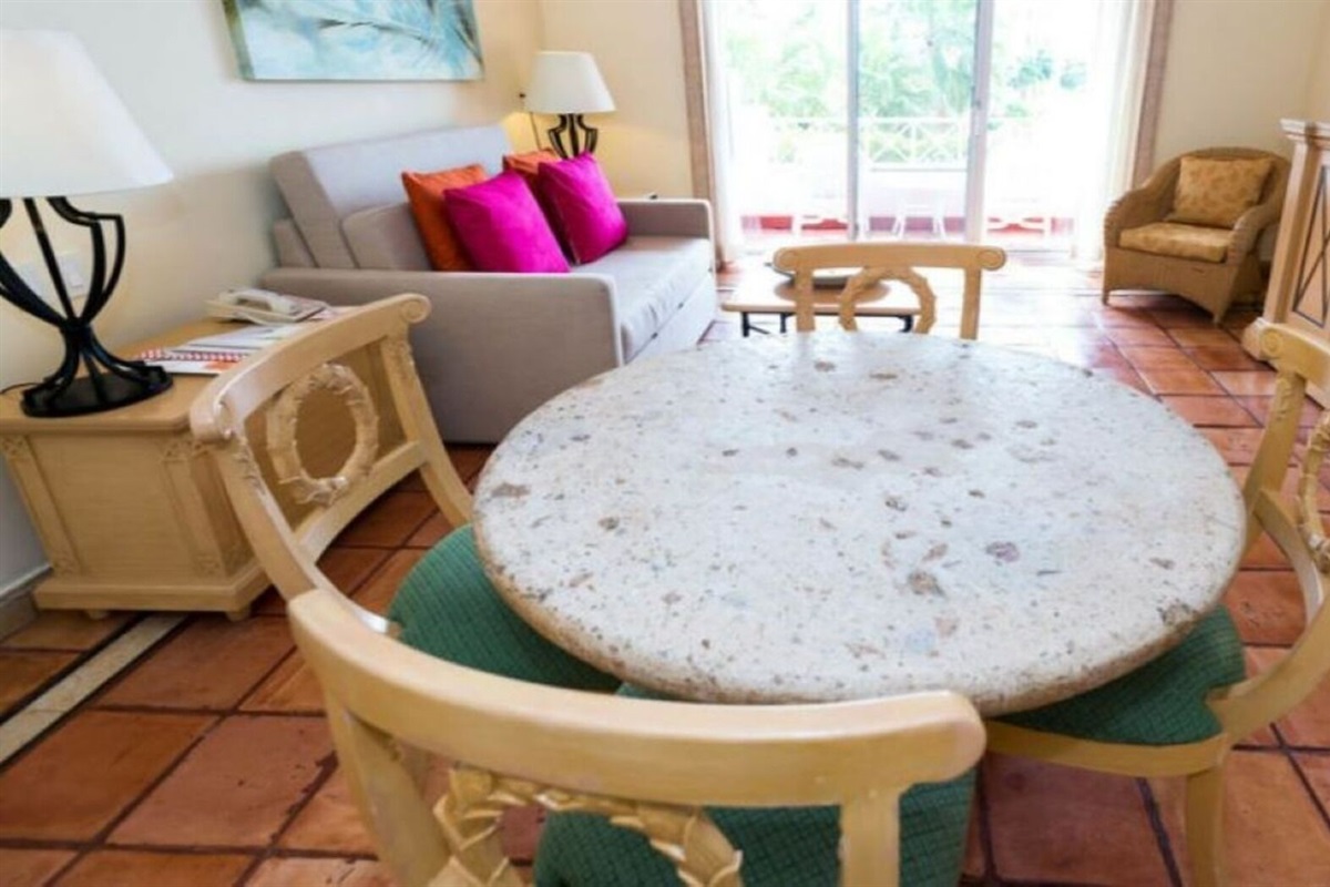 Owner Luxury Suite at the Rose, Vacation Travel Exclusives