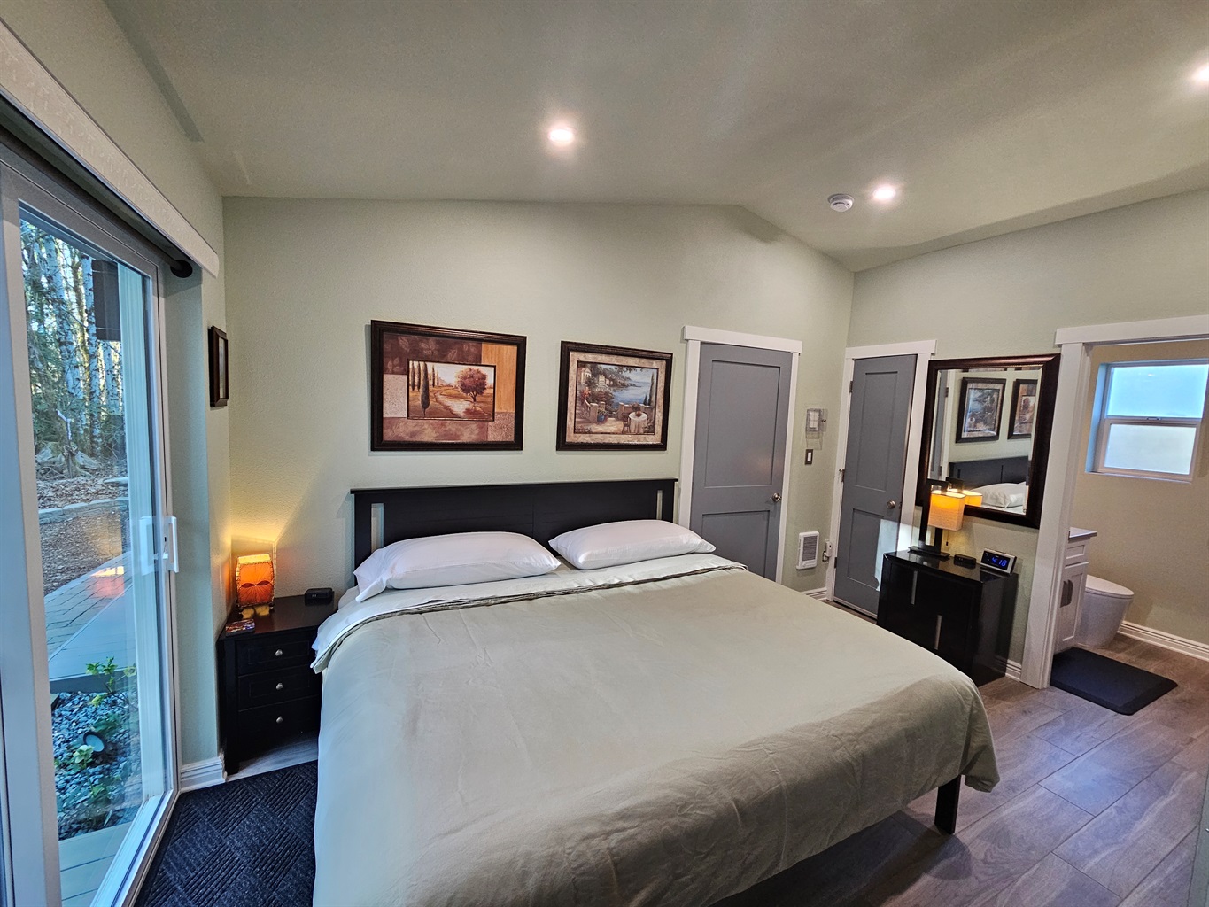 A California king bed allows you to spread out in comfort while a full closet with built-in organizers makes longer stays convenient.