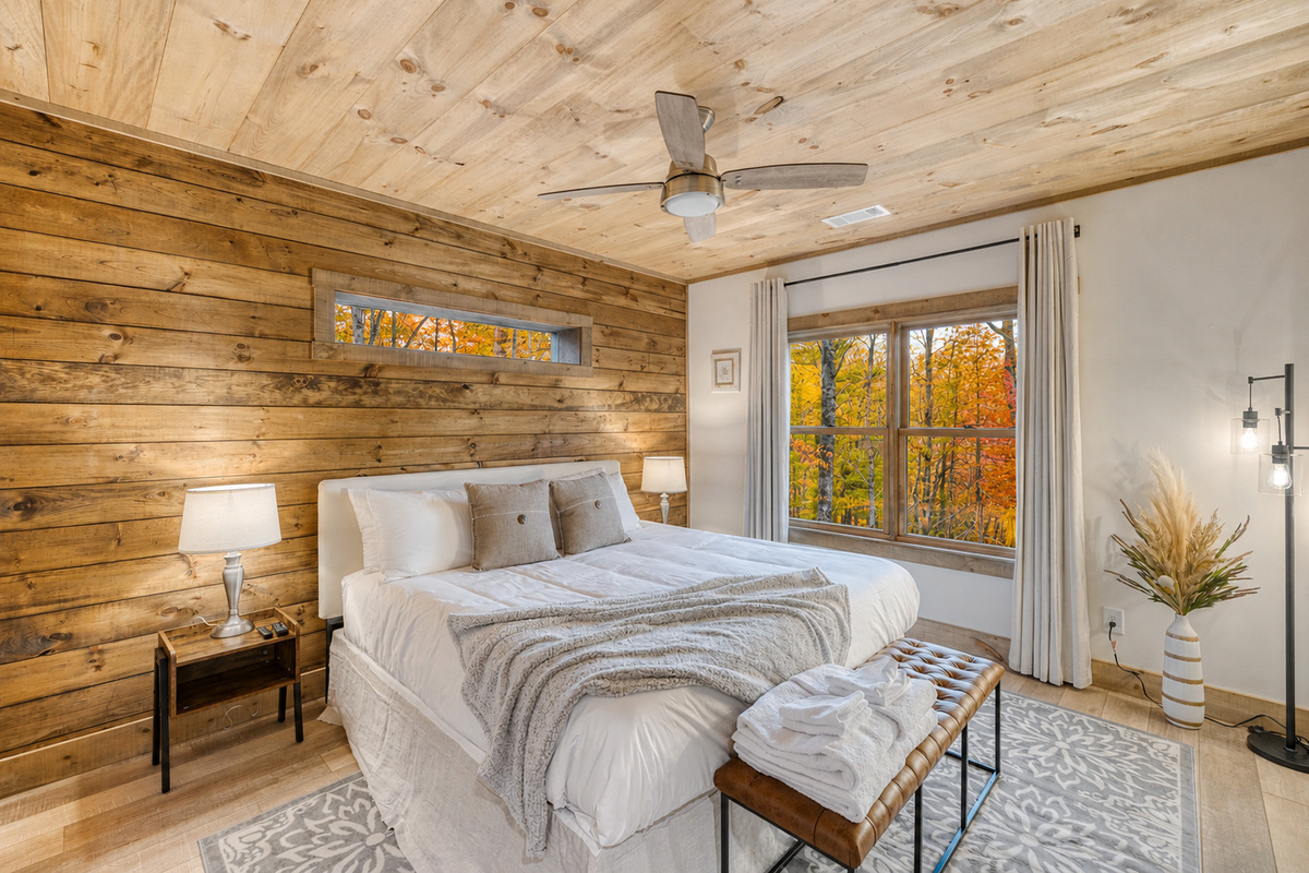 Lower level king bedroom