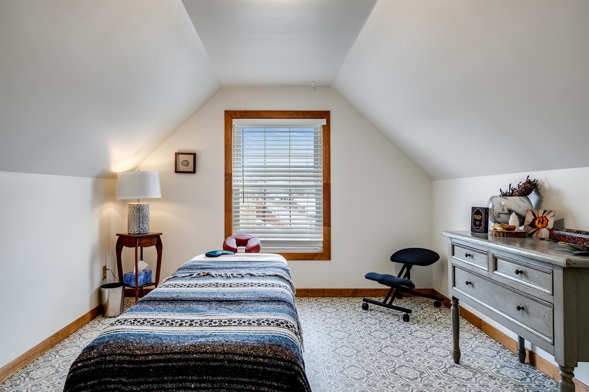 Loft massage room
