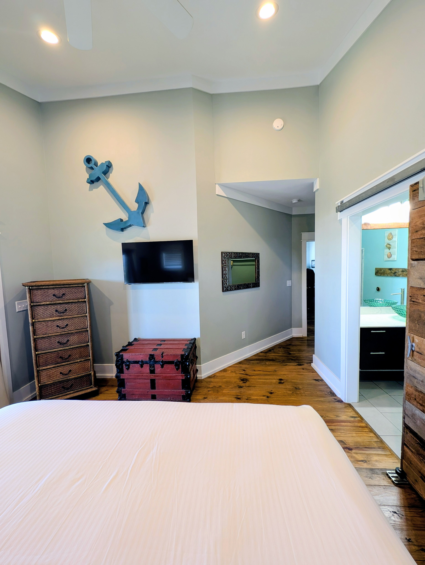 3rd floor king balcony room