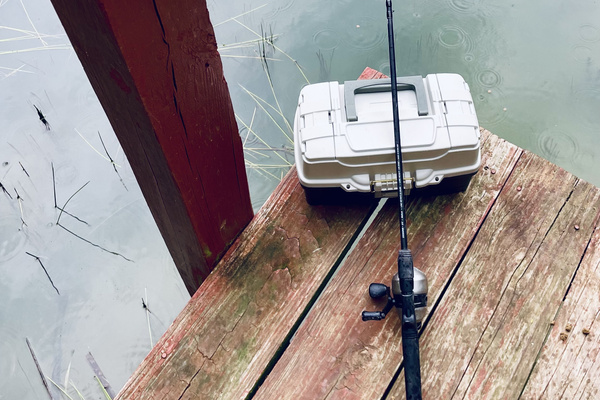 Whether it’s your kids first fish or Dad’s favorite morning coffee spot, the pond is a Family Favorite for sure!🐟
