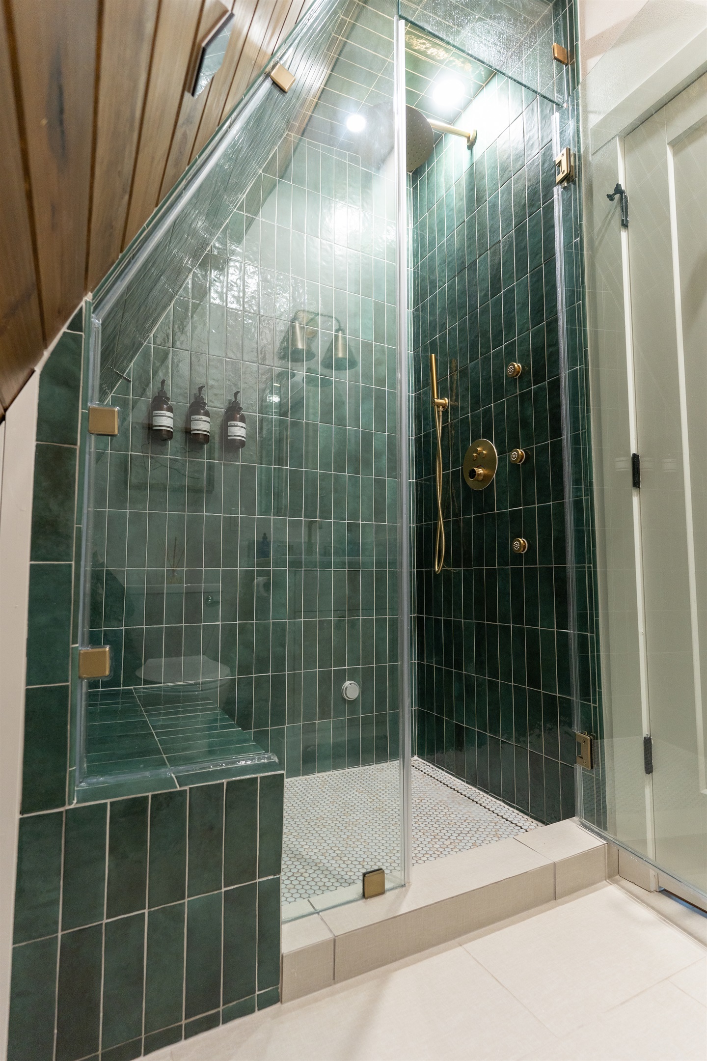 Comeback Upstairs Master Bathroom w/ Steam Shower