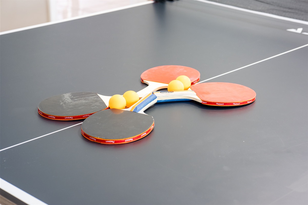 From mealtime to match point, this dynamic area transitions effortlessly from dining room to game room, with foosball and ping pong adding a fun twist to your stay.