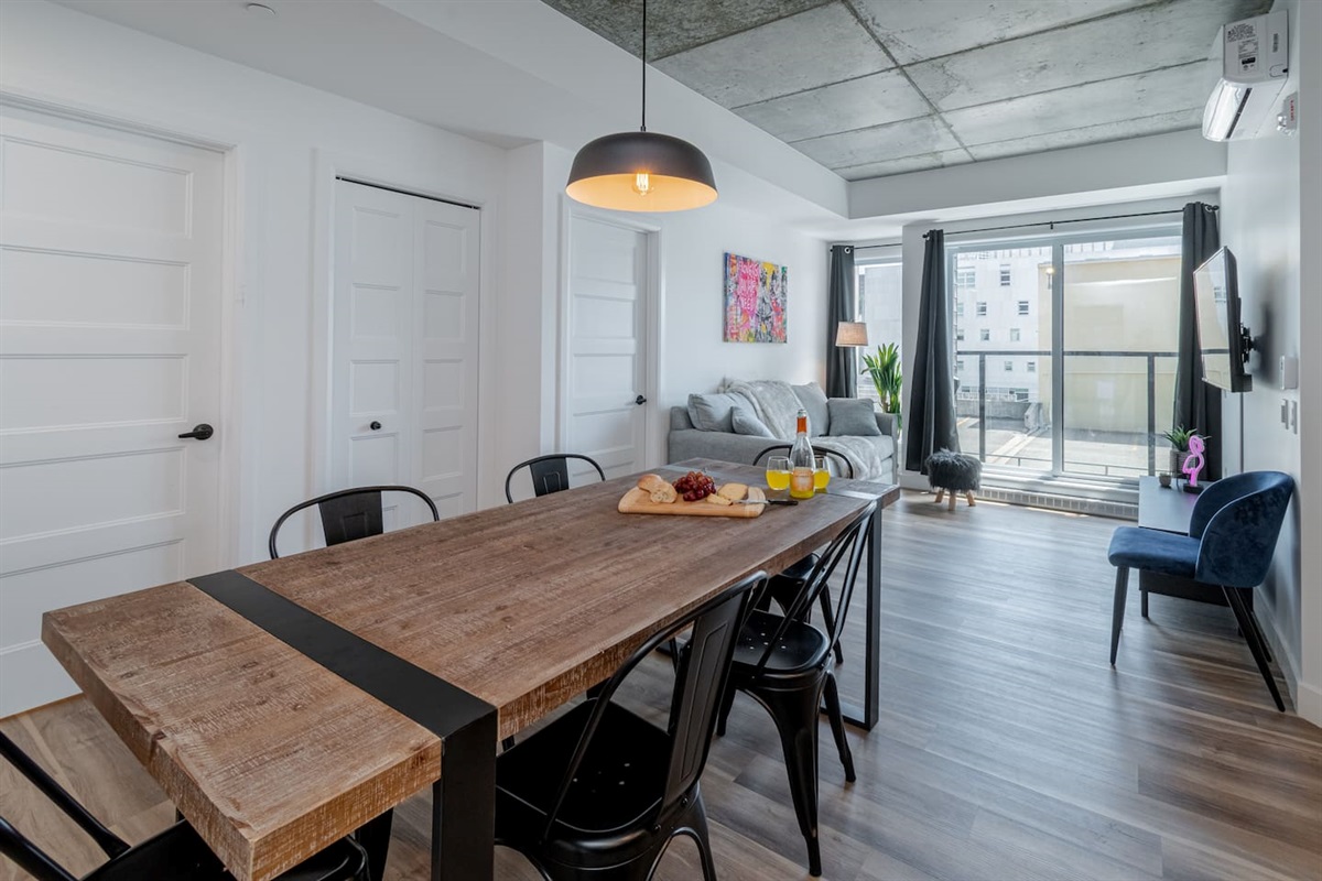 Create lasting memories around the dining table daily