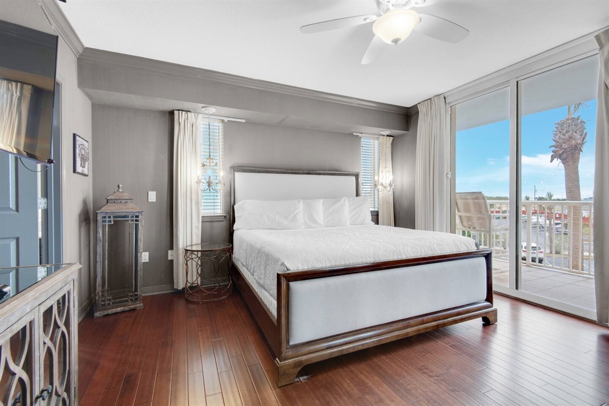 King in Master Bedroom 