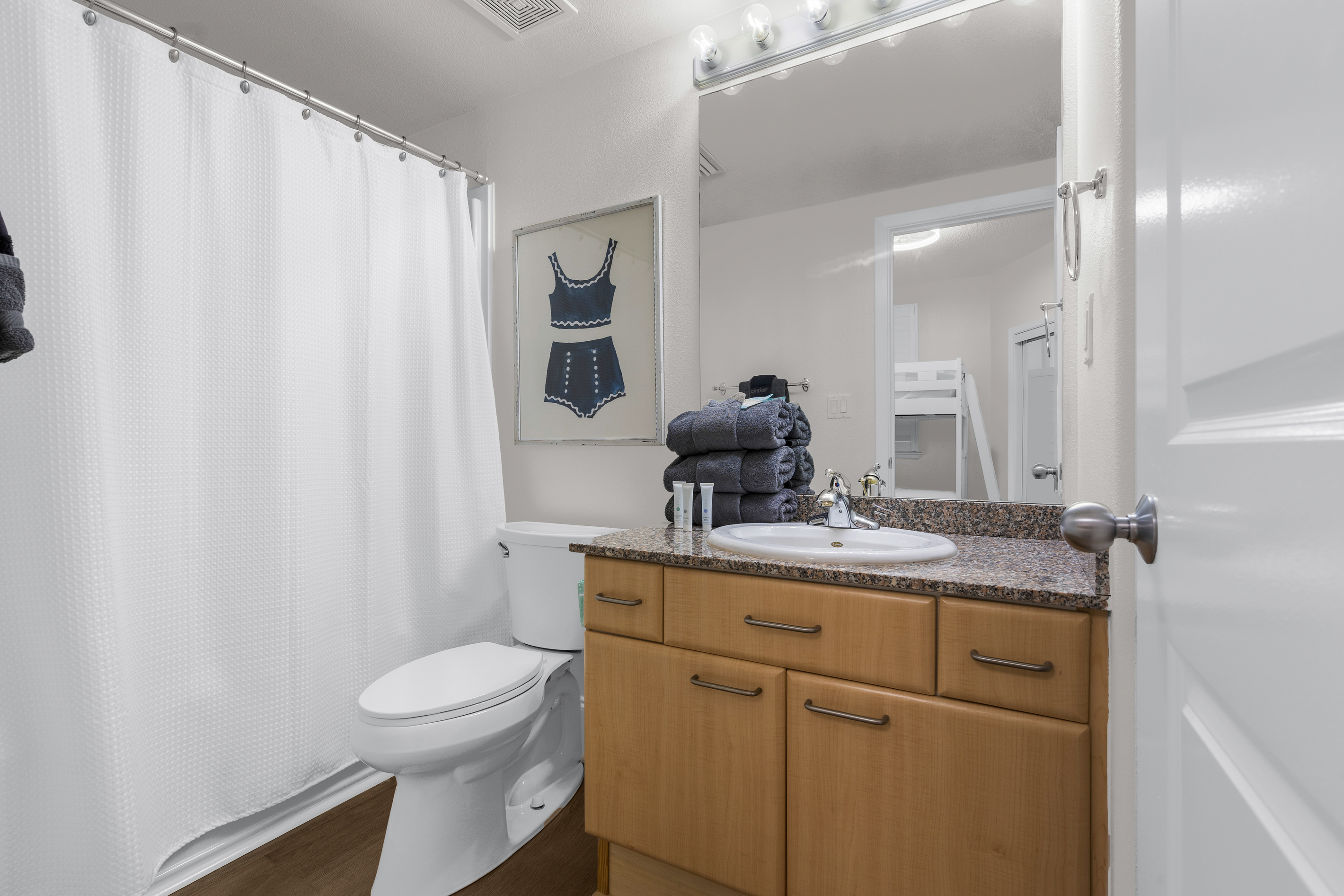 Bunk Room Bath