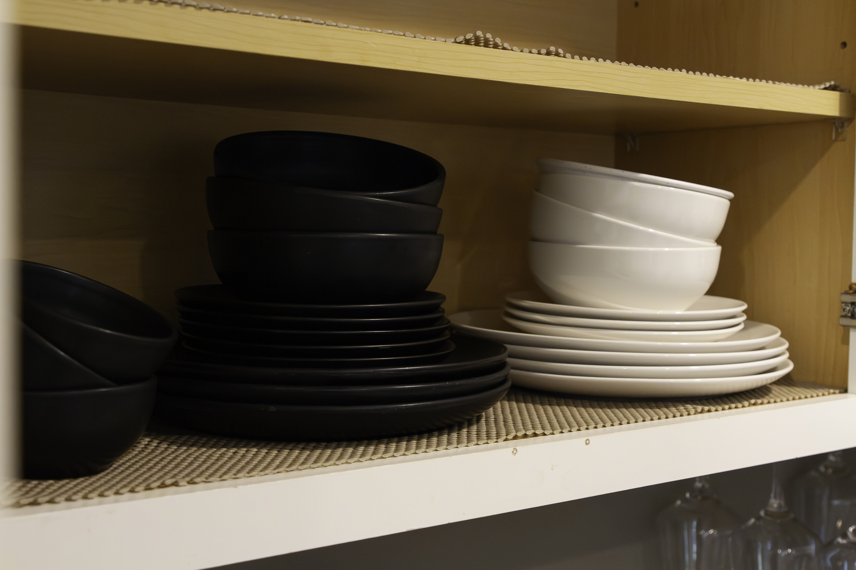 Plates and bowls
