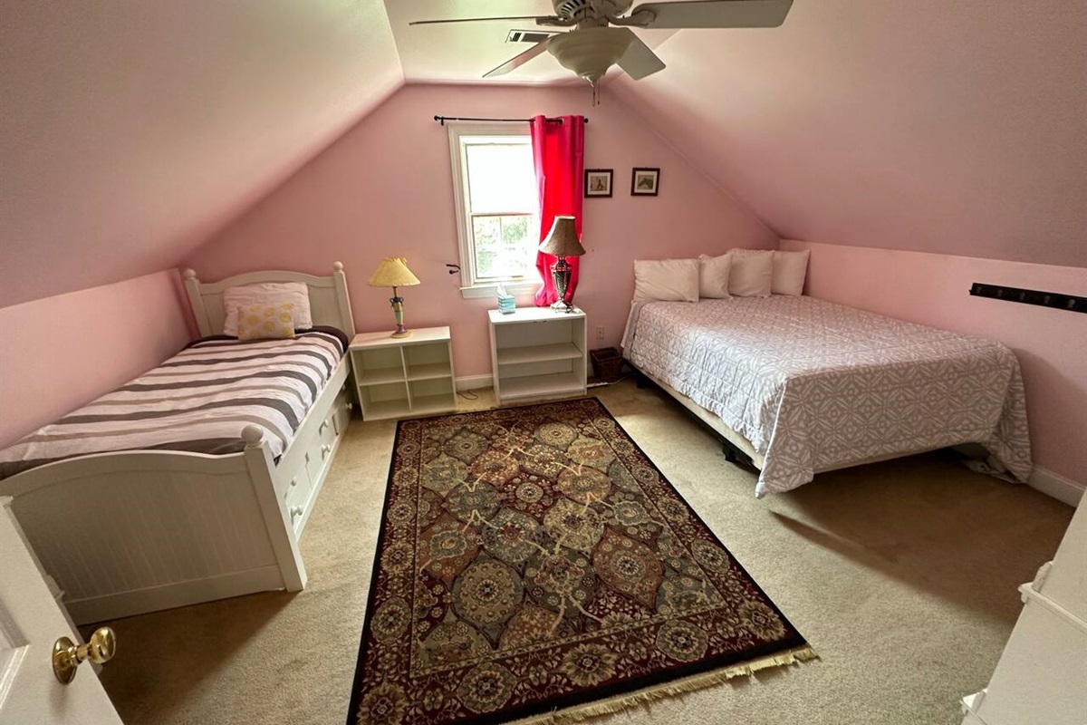 Bedroom 6 (BR6) 1 Queen Bed and 1 Single Bed (sleeps 3 total) on 3rd floor