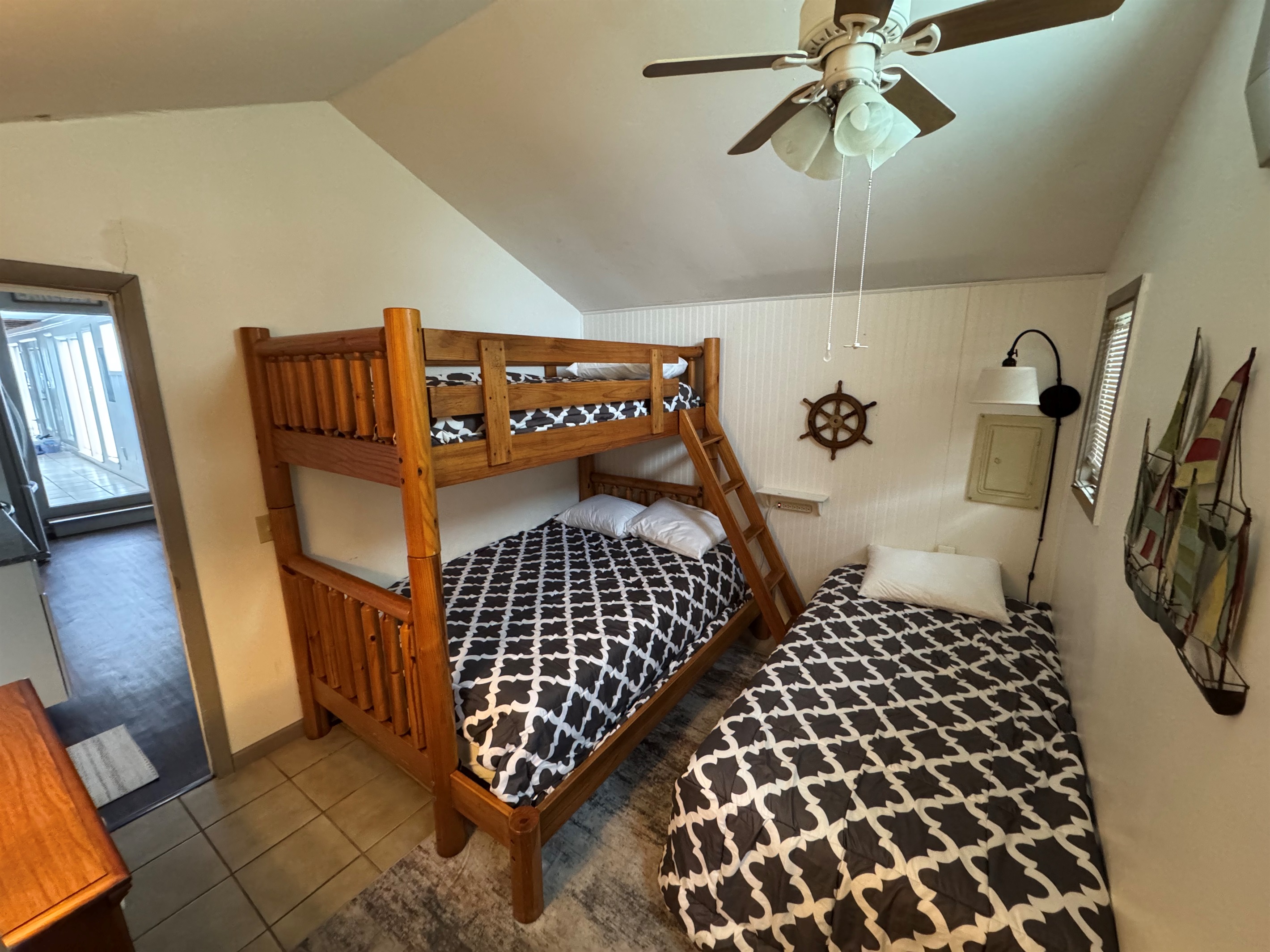 Bunk bedroom