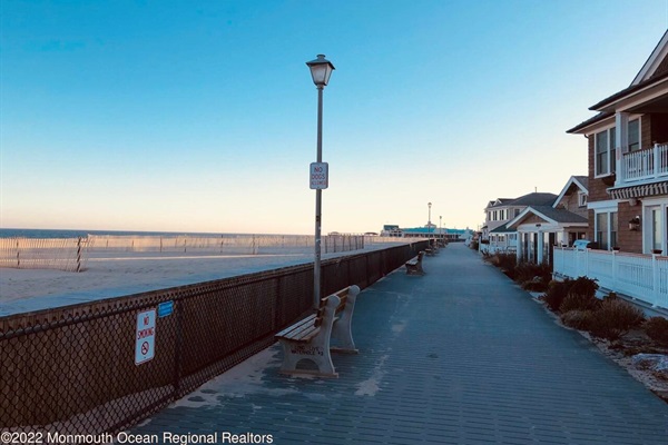 Boardwalk a mere 100 steps