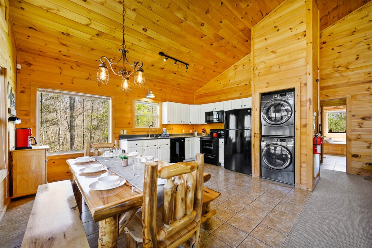Plenty of room for up to eight to dine at our kitchen table.