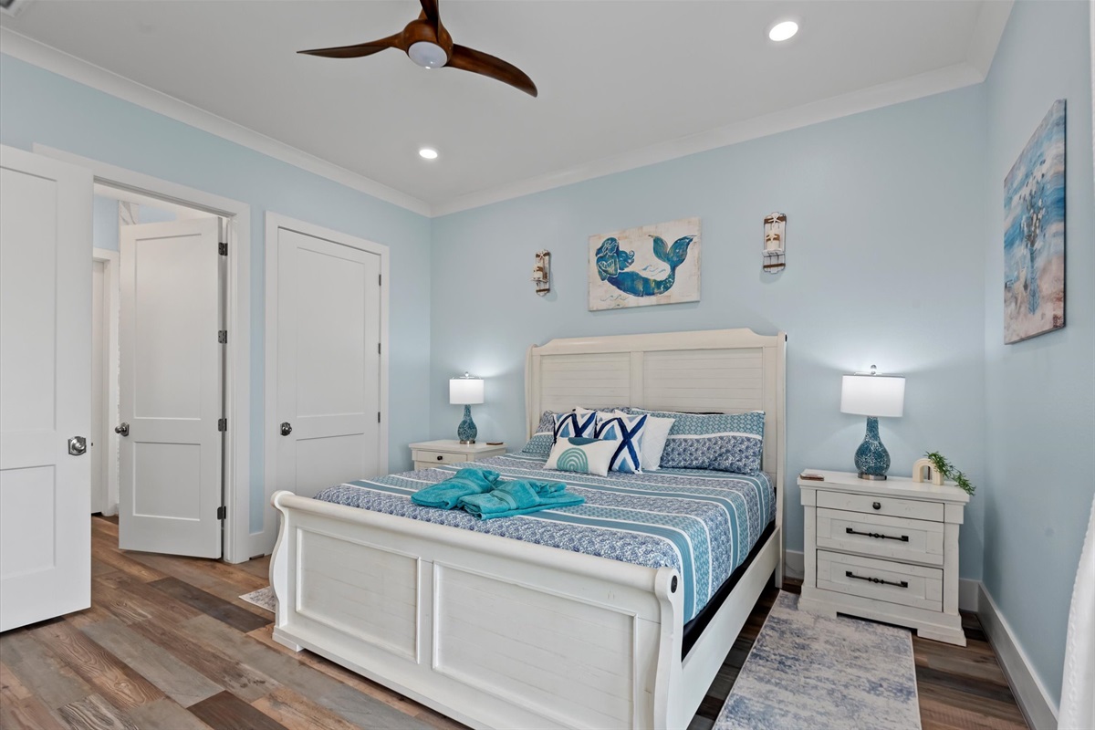 8ab6fd604f534711ab5e4380fba9be1f Large | Beachhouse | Texas | TX | Vacation Homes | Galveston | Crystal Beach | Kokomo | Breezy Days | Beachfront Elegance | Sunrise Serenity | Southern Sands Property Management, LLC