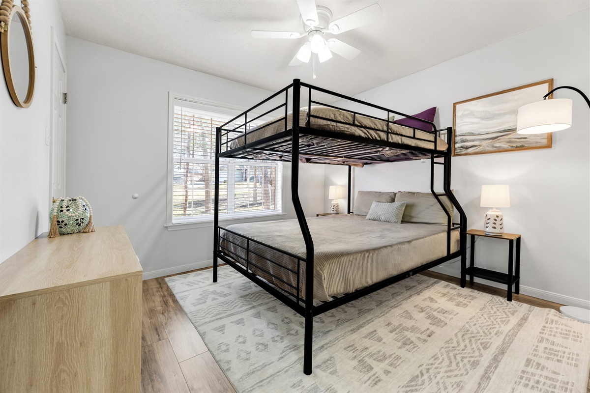 Bedroom 3 - full over Queen