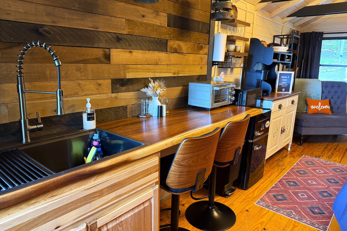 Dual kitchen sink 