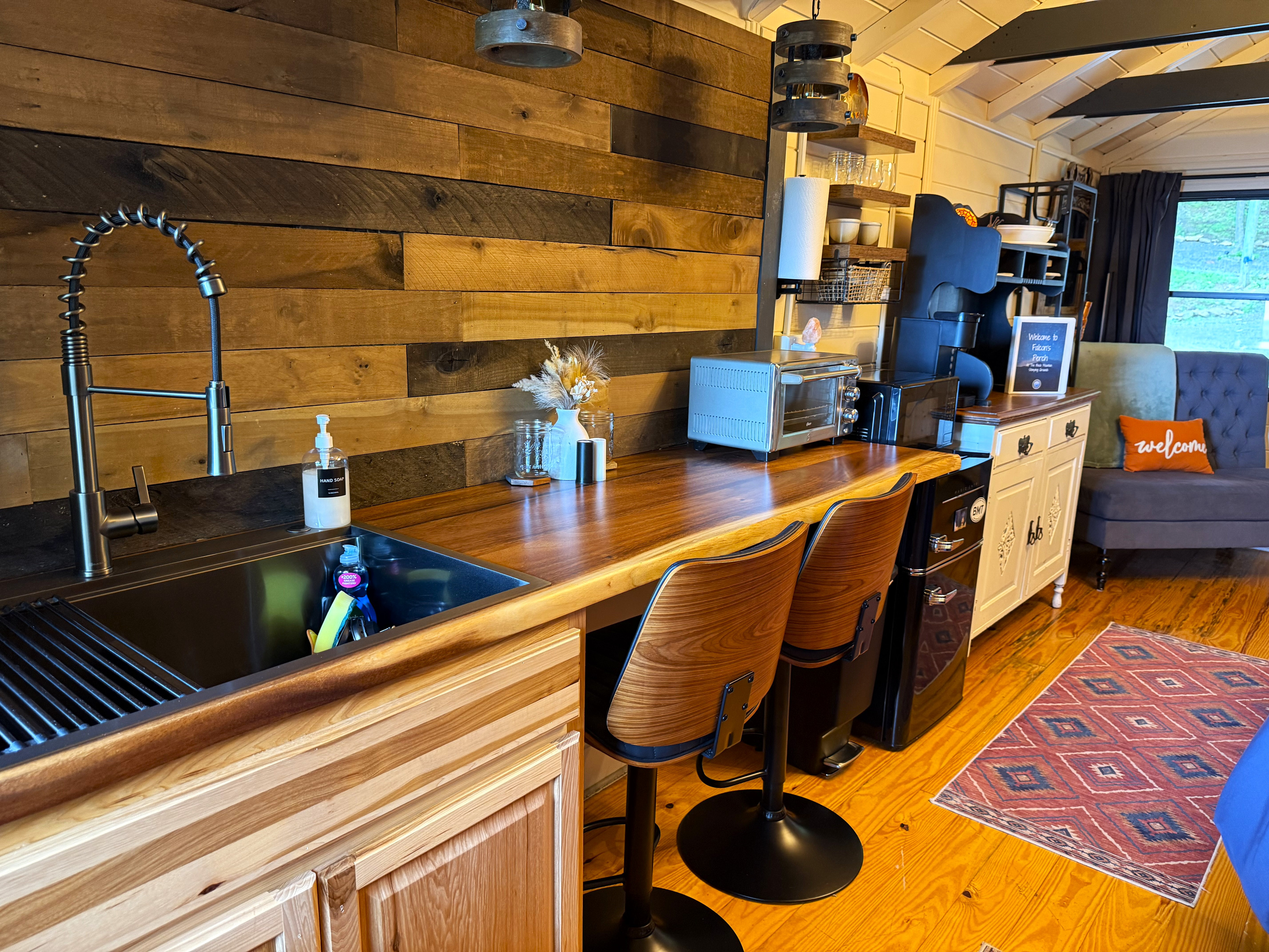Dual kitchen sink 