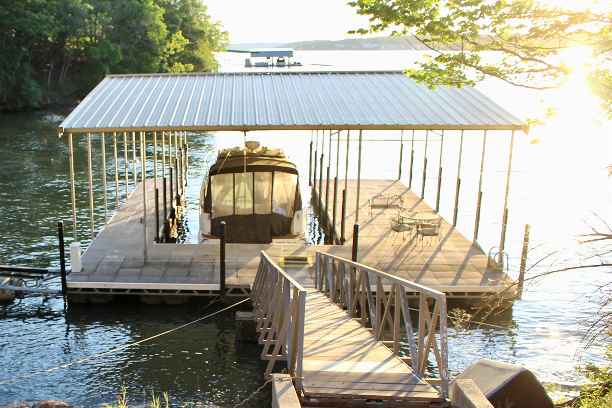 NEW DOCK COMING THIS SPRING 2026! This is the current dock you may sidetie.