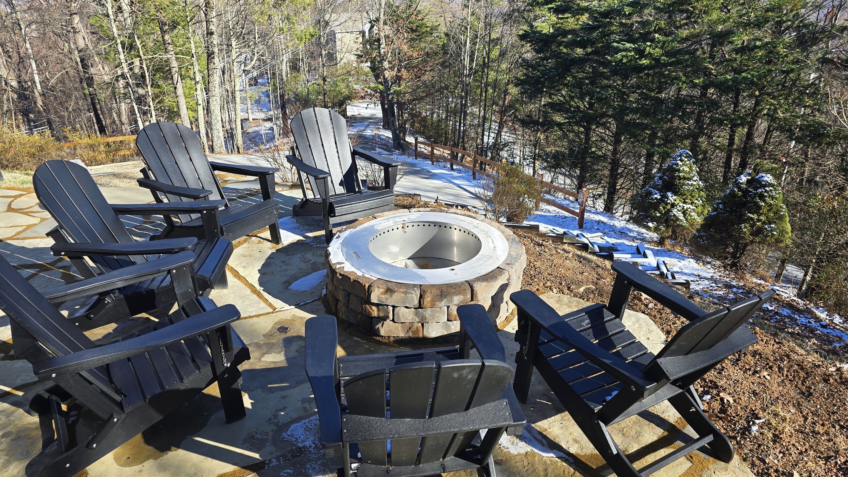 A snowy day in the backyard