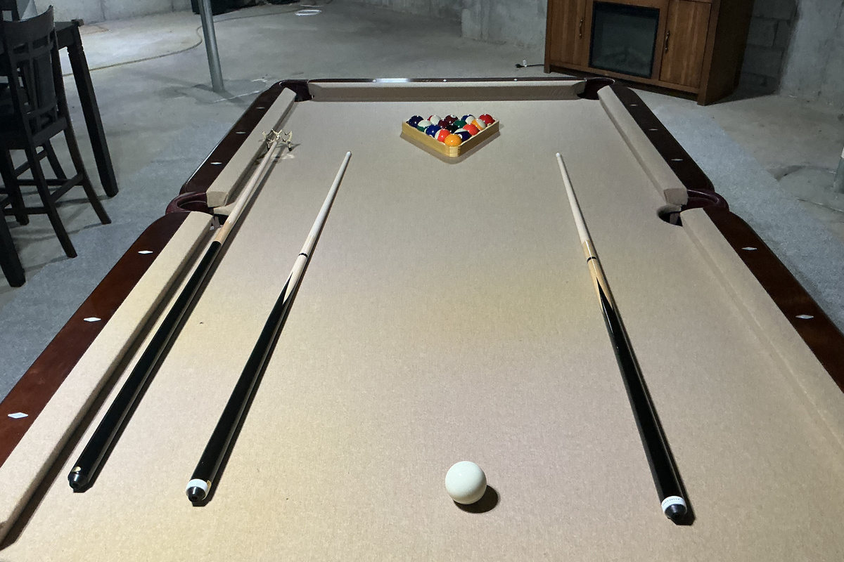Full size pool table
