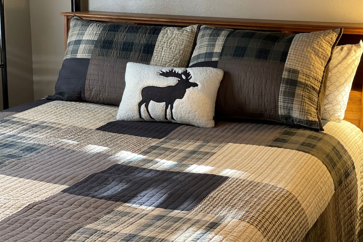 Guest Wildlife Bedroom #2