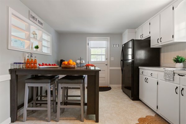 Cozy and complete! Our kitchen is ready for your favorite meals.