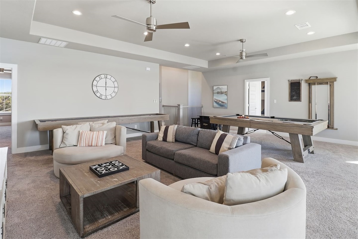 Upstairs Game Room w/ Pool Table & Shuffle Board