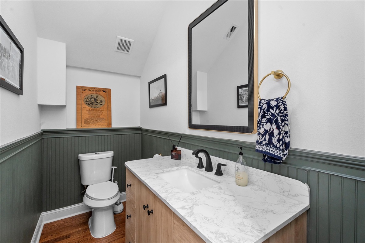 8b12bbc28f274553ac4fcddfba77cb40 Large | Beachhouse | Texas | TX | Vacation Homes | Galveston | Crystal Beach | Kokomo | Breezy Days | Beachfront Elegance | Sunrise Serenity | Southern Sands Property Management, LLC