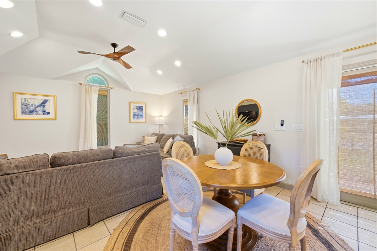 Dining / Living Room