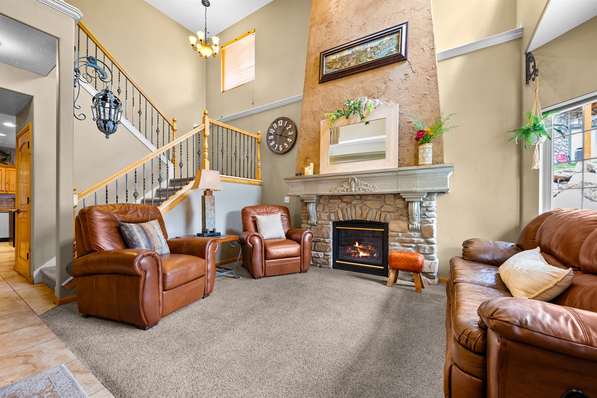 Start your mornings by the fire and end your days sharing stories in this inviting great room.