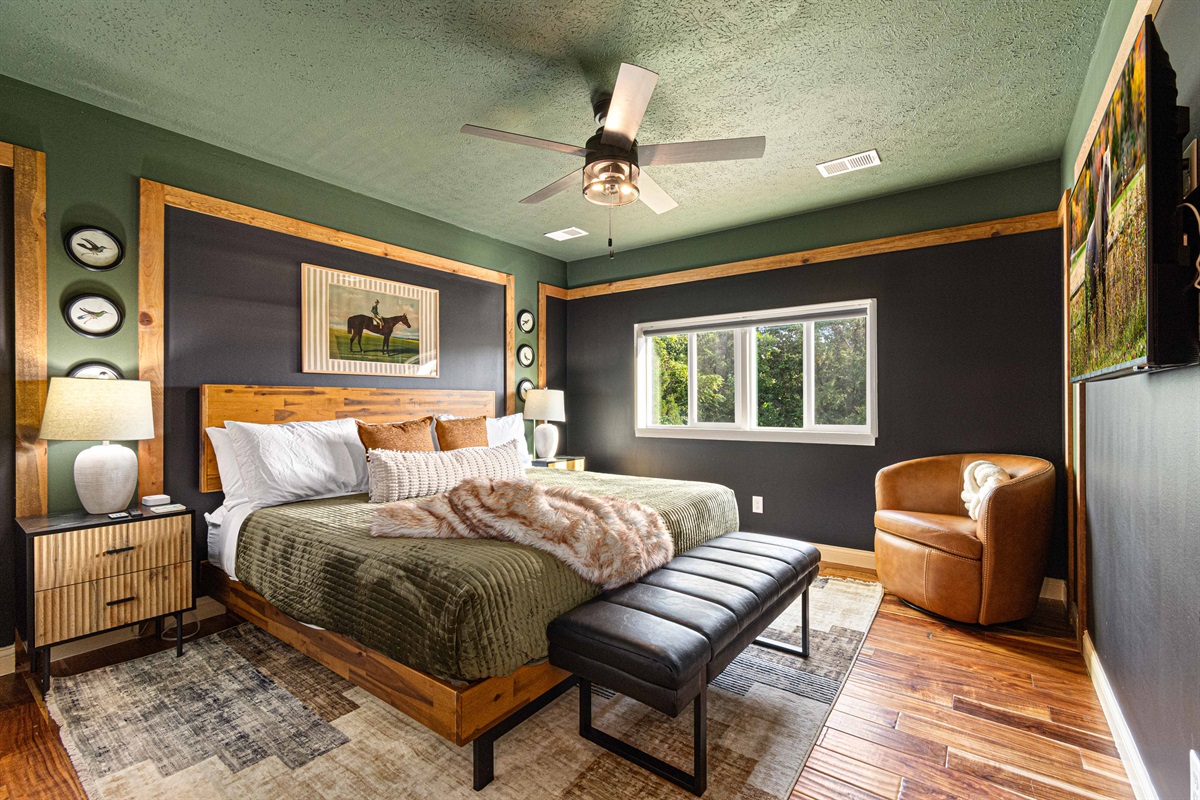 Upstairs bedroom #2 with king bed