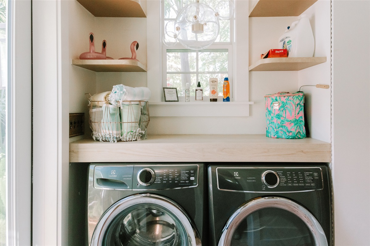 The laundry units are conveniently located just off of the kitchen.