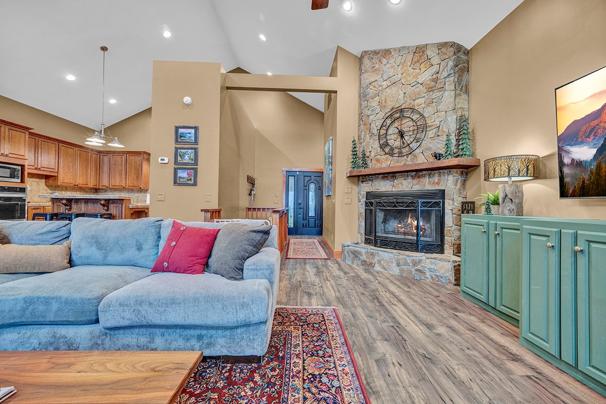Cozy Living Room, 86-In Smart TV, Views everywhere!